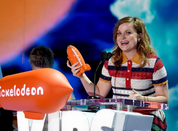 Amy Poehler at the 2016 Kids' Choice Awards (Photo Credit: Frazer Harrison/KCA2016/Getty Images for Nickelodeon)