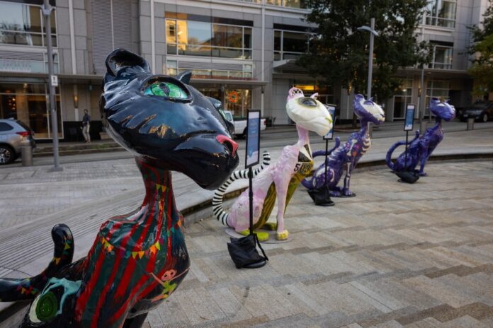 LAIKA Coraline Cat statues